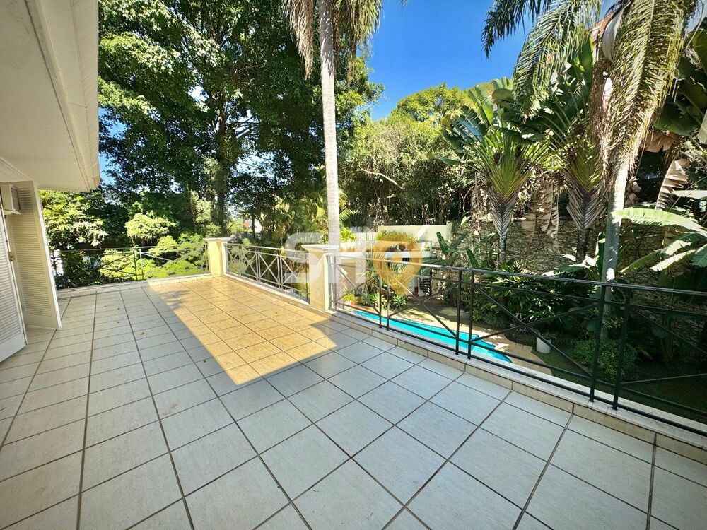 Casa à venda com 6 quartos, 687m² - Foto 4