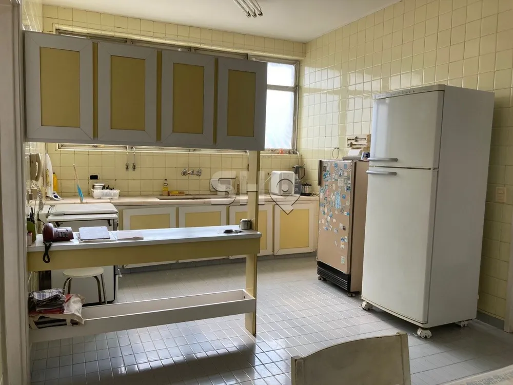 Apartamento, 3 quartos, 300 m² - Foto 1