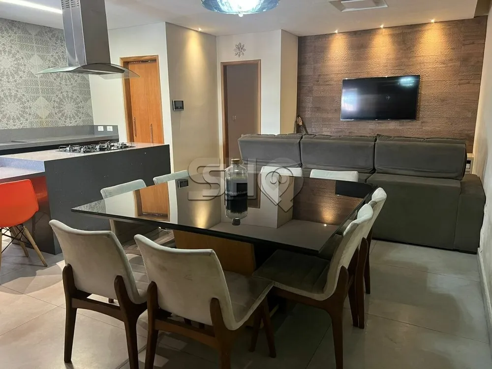 Sobrado, 3 quartos, 196 m² - Foto 2