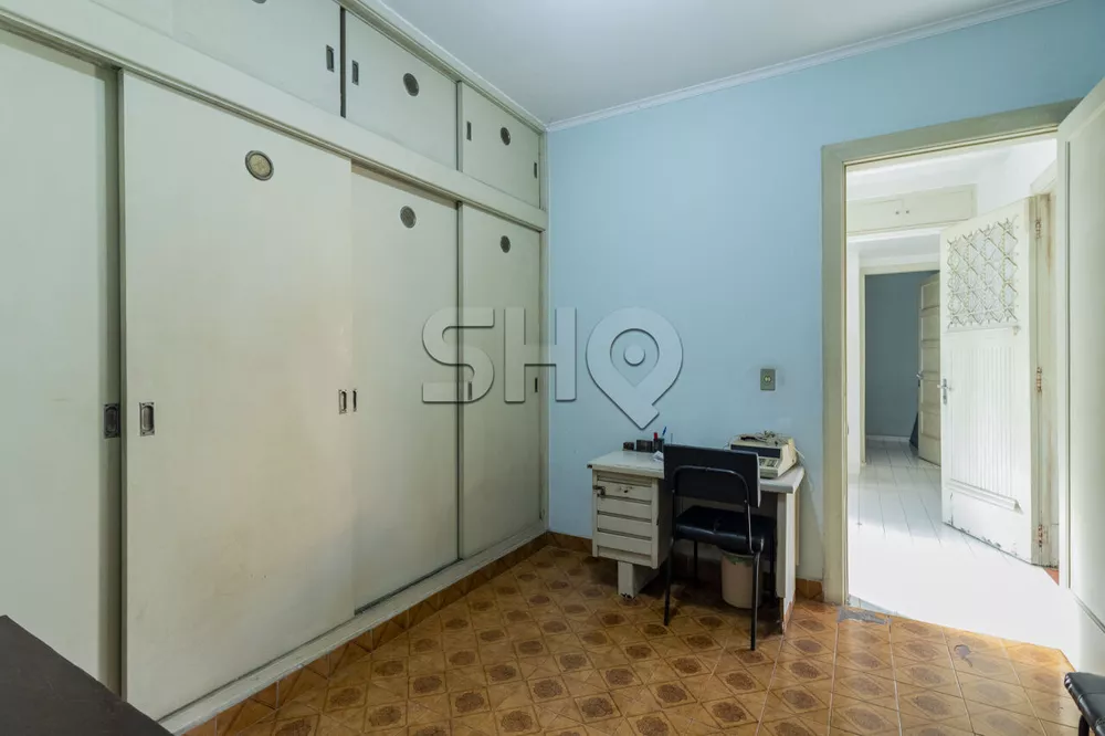 Casa Comercial à venda com 3 quartos, 266m² - Foto 11