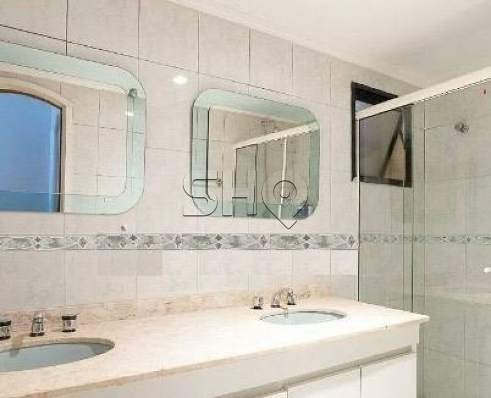 Apartamento, 3 quartos, 136 m² - Foto 1