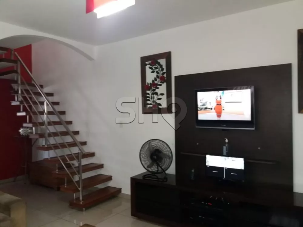 Sobrado à venda com 3 quartos, 125m² - Foto 1