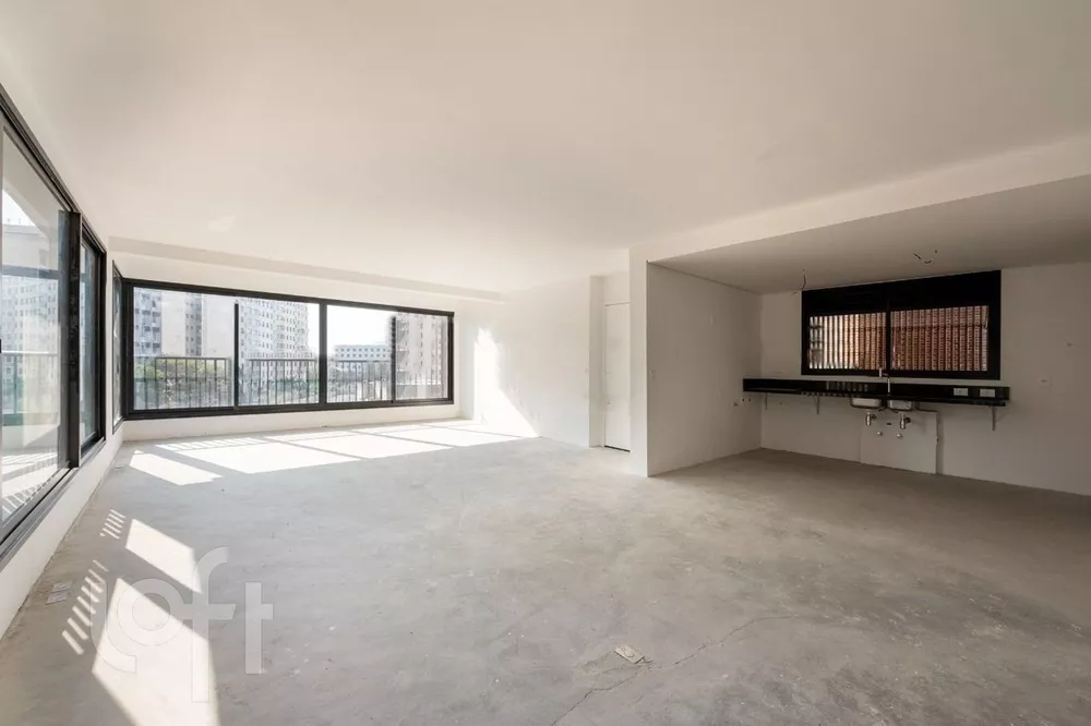 Apartamento à venda com 3 quartos, 189m² - Foto 1