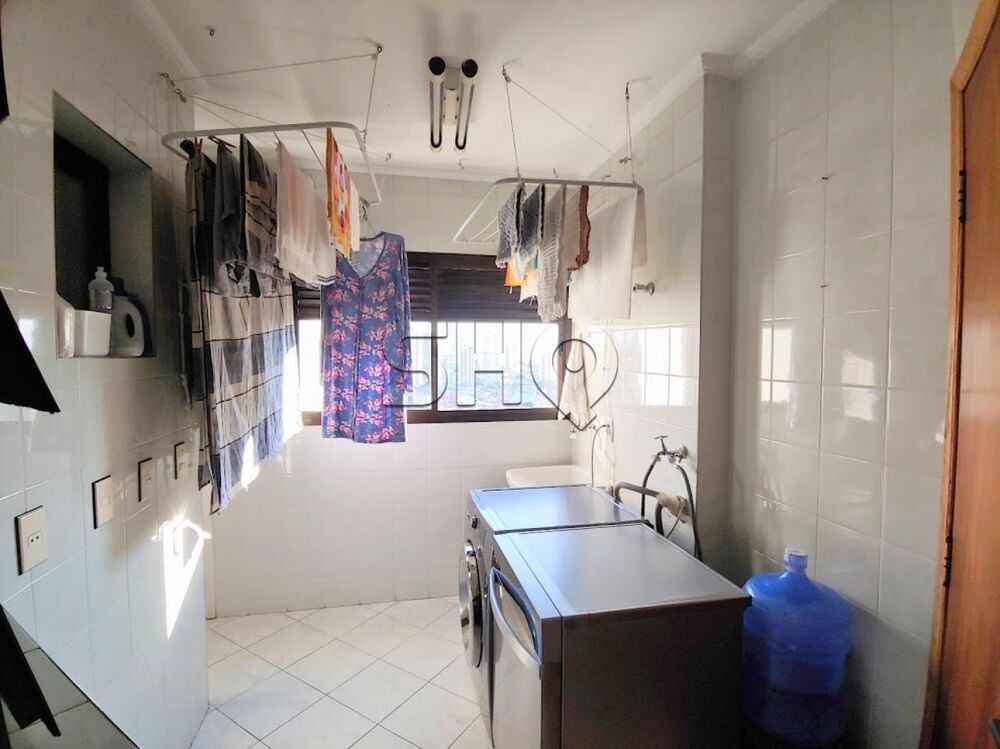 Apartamento à venda com 3 quartos, 135m² - Foto 20