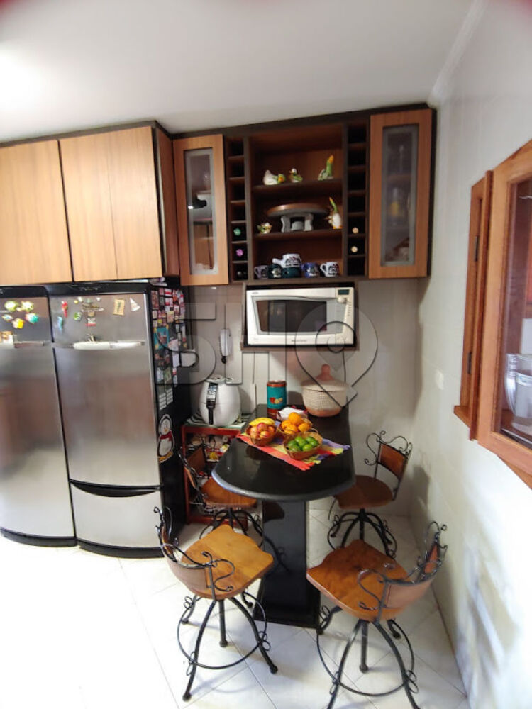 Apartamento à venda com 3 quartos, 135m² - Foto 17