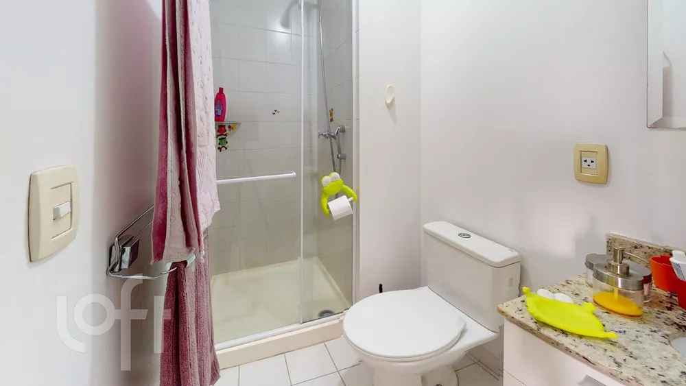 Apartamento à venda com 2 quartos, 63m² - Foto 3