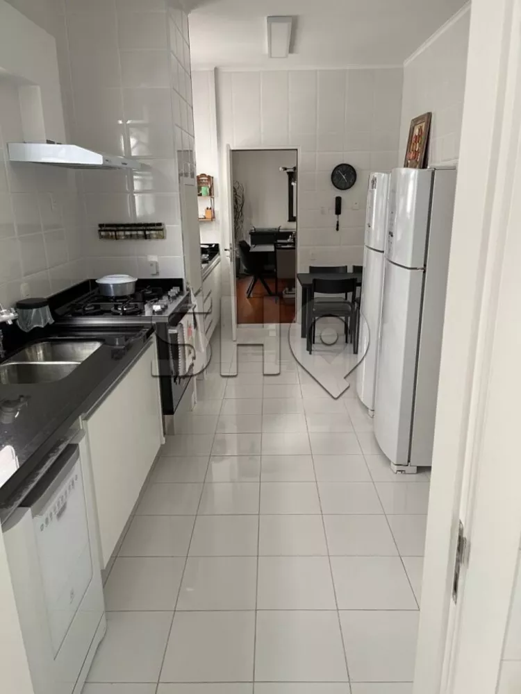 Apartamento à venda com 3 quartos, 196m² - Foto 8