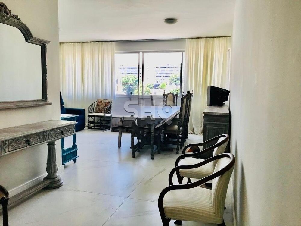 Apartamento à venda com 3 quartos, 107m² - Foto 2