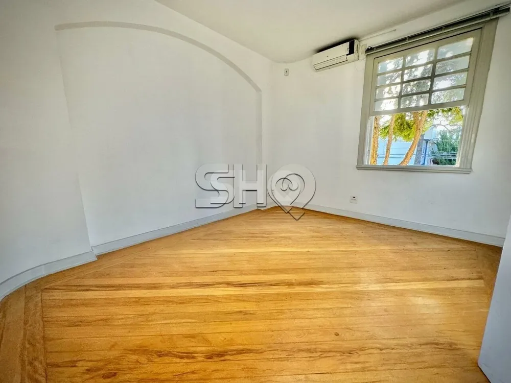 Casa, 3 quartos, 237 m² - Foto 1