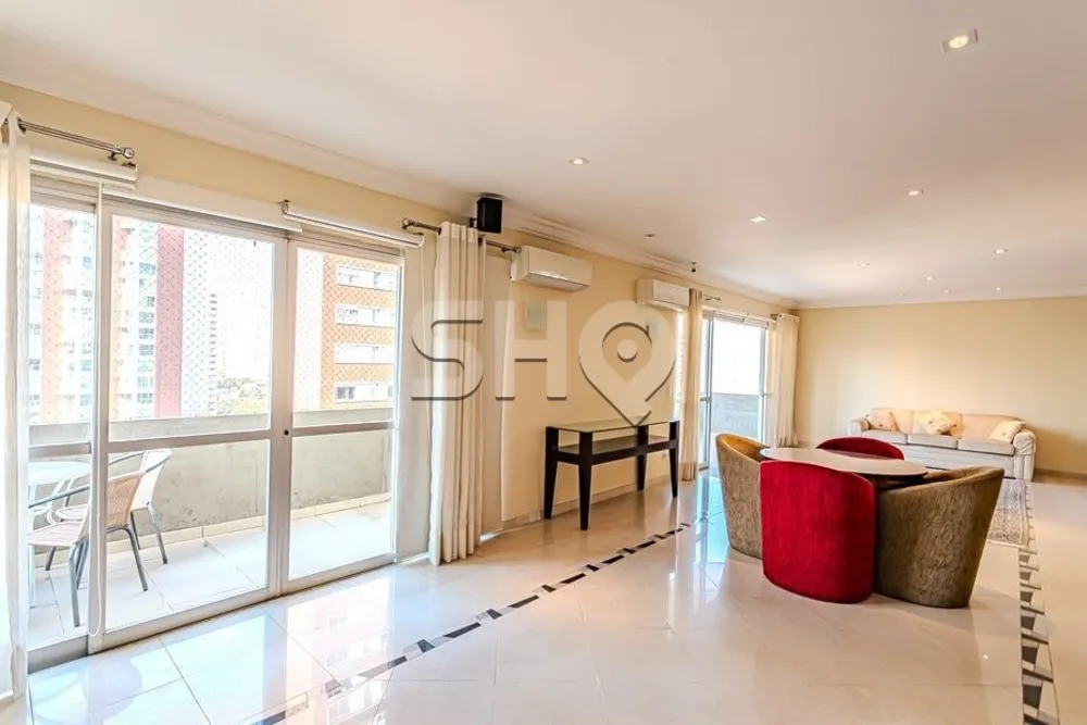 Apartamento, 4 quartos, 304 m² - Foto 1