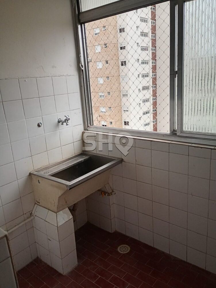 Apartamento para alugar com 1 quarto, 50m² - Foto 12