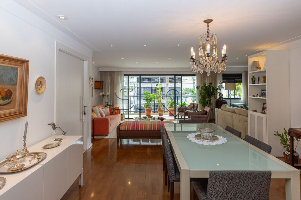 Apartamento à venda com 3 quartos, 160m² - Foto 2