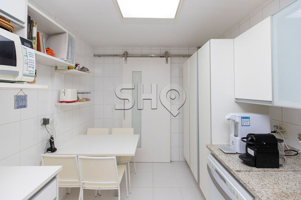 Apartamento à venda com 3 quartos, 160m² - Foto 8