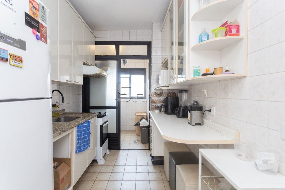 Apartamento à venda com 3 quartos, 72m² - Foto 11