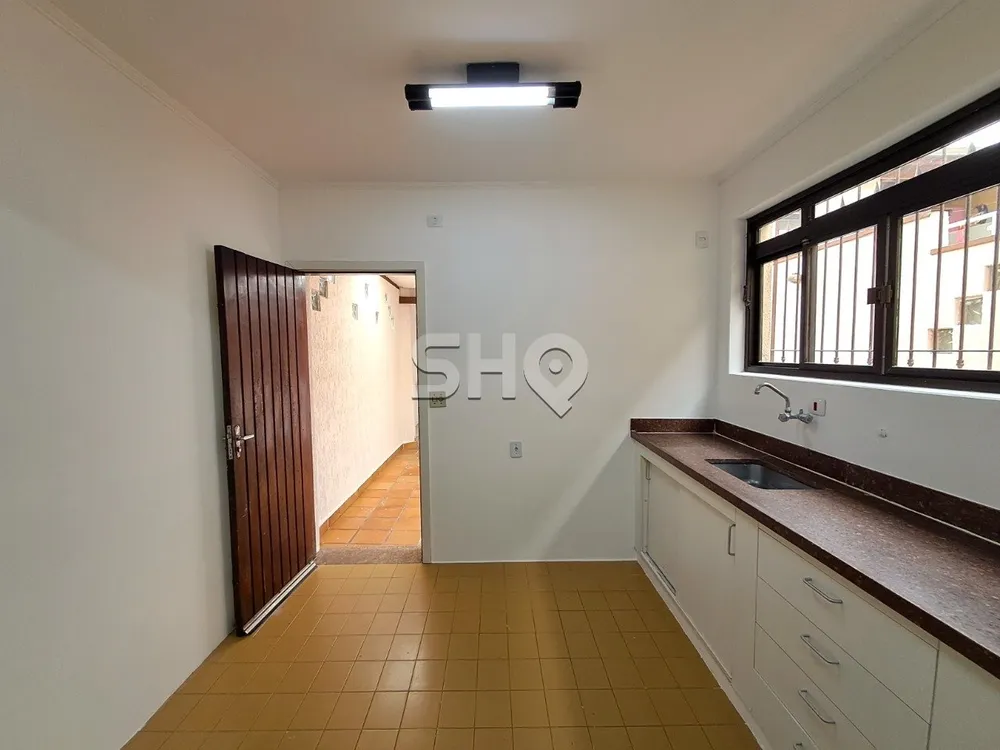 Sobrado, 3 quartos, 216 m² - Foto 1