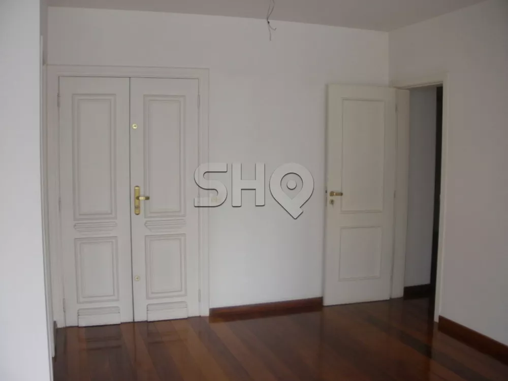 Apartamento para alugar com 4 quartos, 360m² - Foto 8