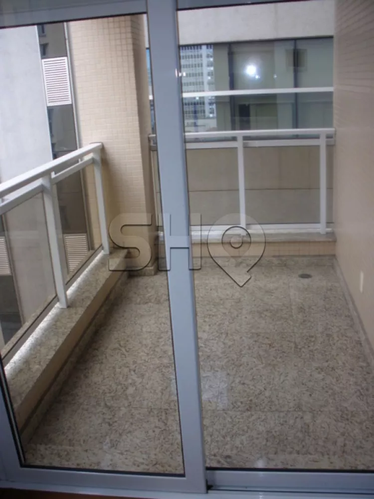 Apartamento para alugar com 4 quartos, 360m² - Foto 14