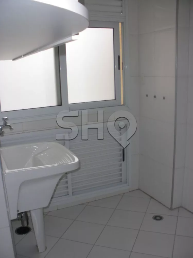 Apartamento para alugar com 4 quartos, 360m² - Foto 16