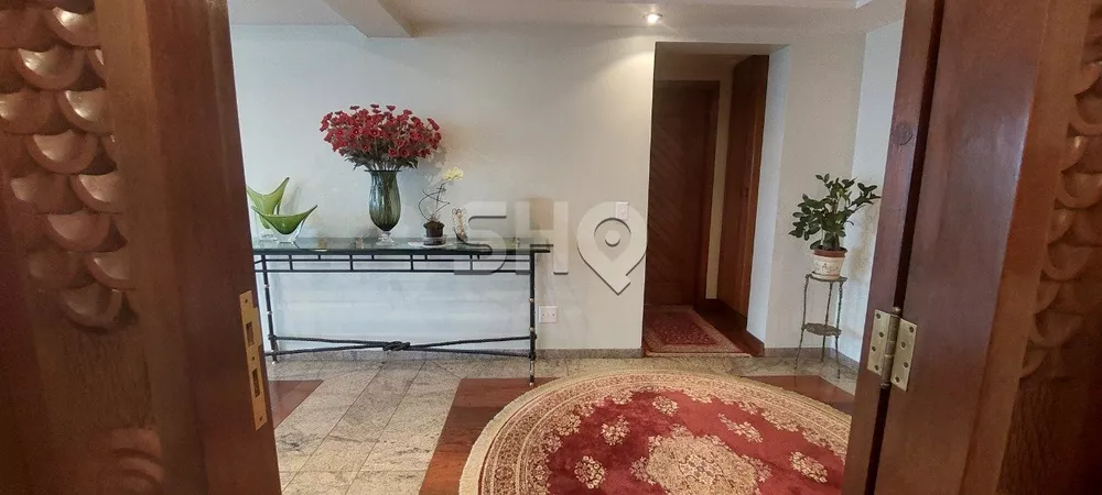 Apartamento à venda com 4 quartos, 320m² - Foto 4