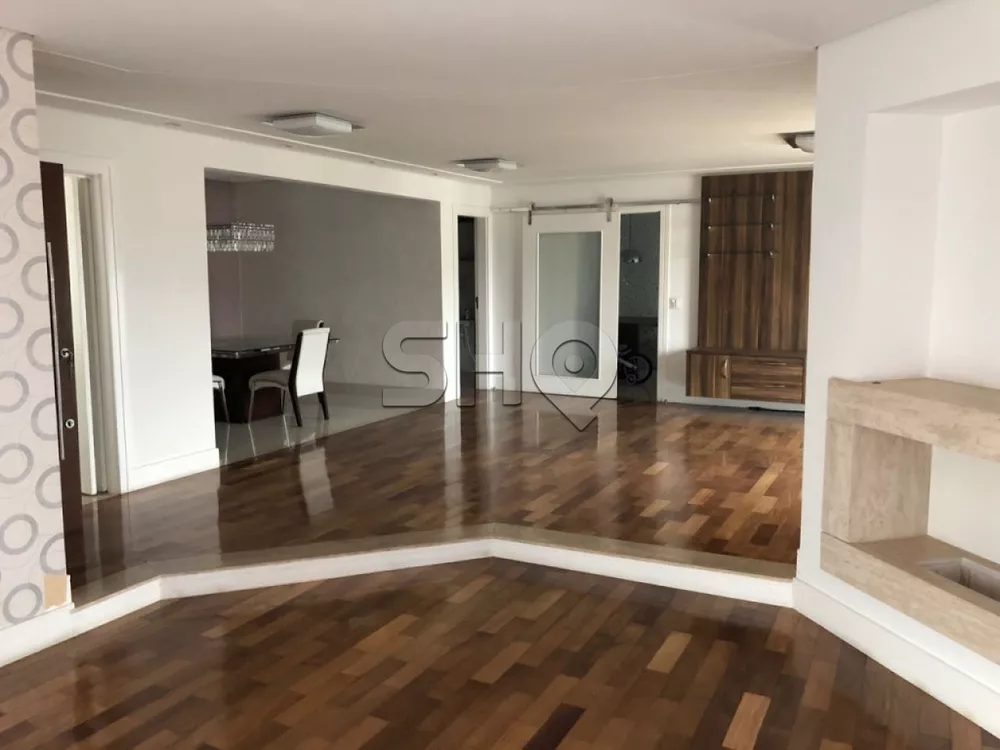 Apartamento à venda com 3 quartos, 200m² - Foto 7