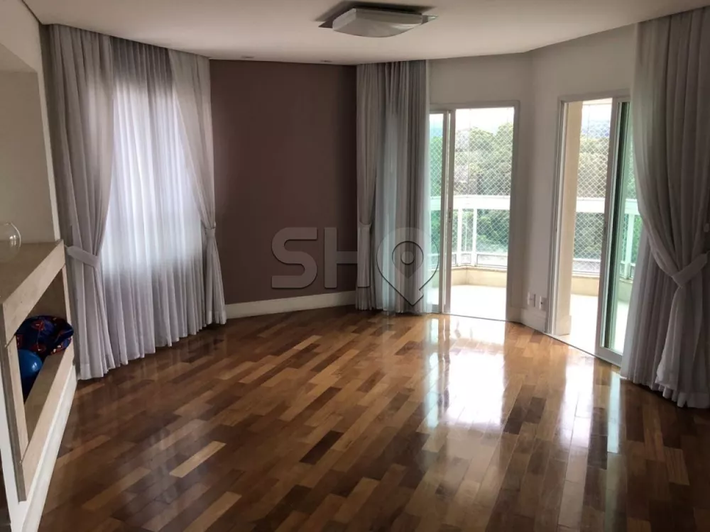 Apartamento à venda com 3 quartos, 200m² - Foto 8