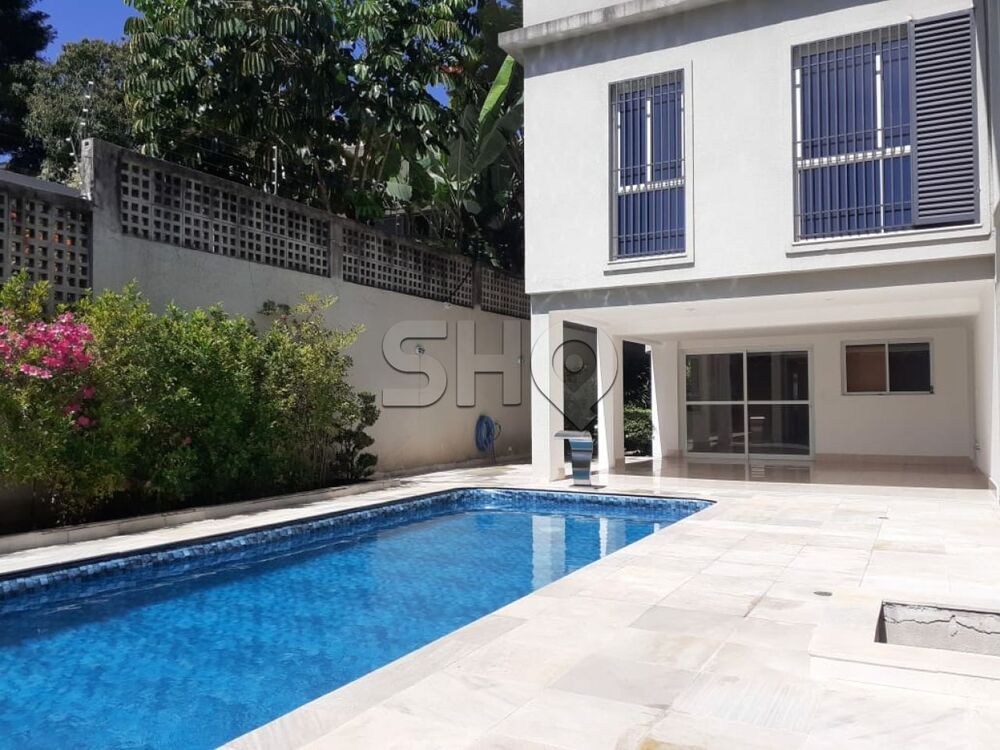 Casa à venda com 6 quartos, 1350m² - Foto 7