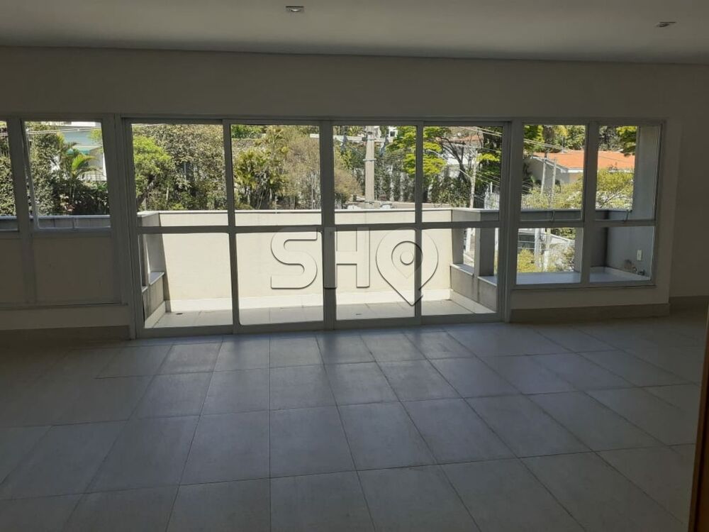 Casa à venda com 6 quartos, 1350m² - Foto 5