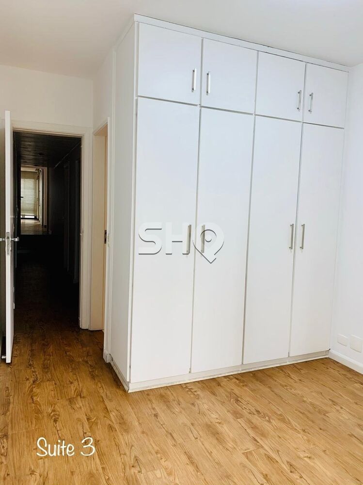 Apartamento para alugar com 4 quartos, 226m² - Foto 8