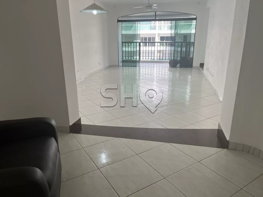 Apartamento à venda com 3 quartos, 160m² - Foto 1