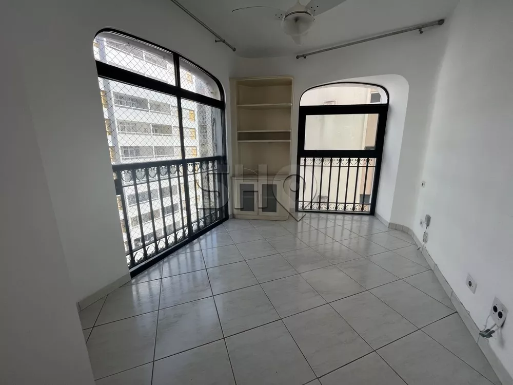 Apartamento à venda com 3 quartos, 160m² - Foto 3