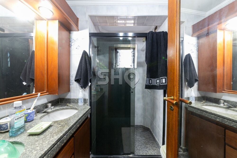 Apartamento à venda com 4 quartos, 215m² - Foto 9