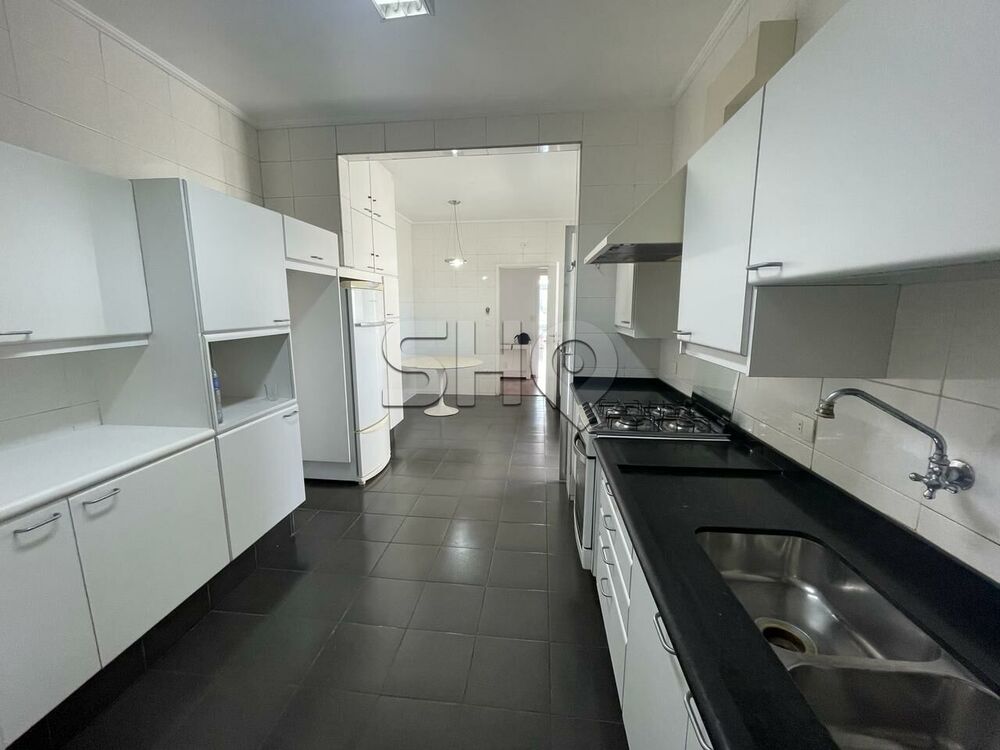 Apartamento à venda com 4 quartos, 320m² - Foto 17