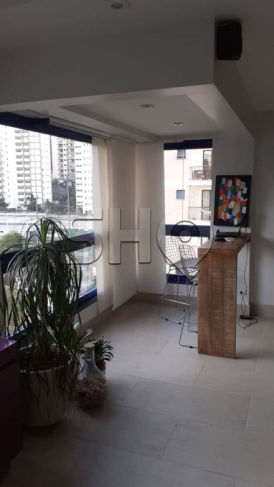 Apartamento à venda com 3 quartos, 119m² - Foto 1
