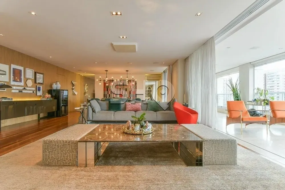Apartamento, 4 quartos, 271 m² - Foto 1
