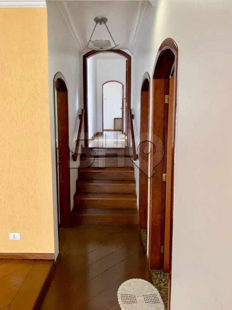 Sobrado à venda com 3 quartos, 300m² - Foto 3