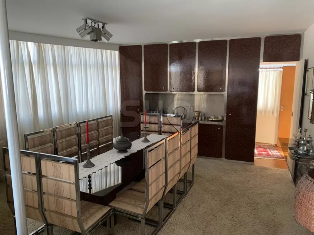 Apartamento à venda com 4 quartos, 300m² - Foto 4