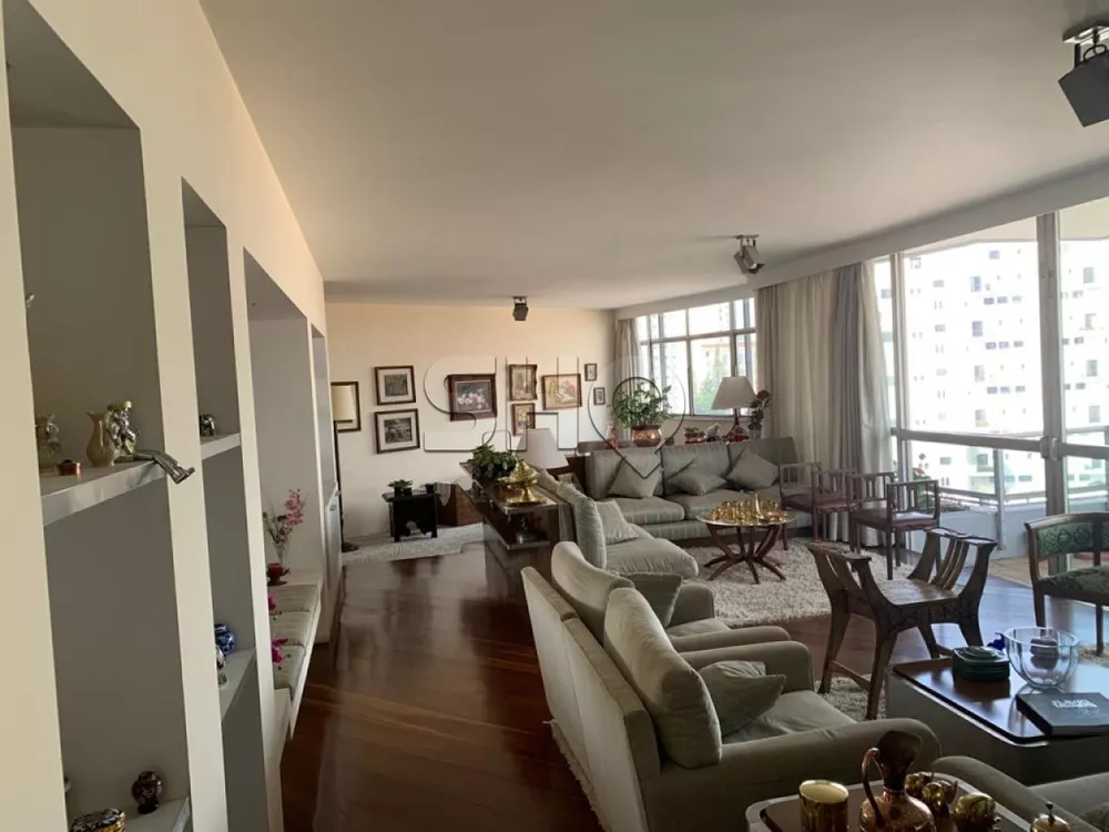 Apartamento à venda com 4 quartos, 300m² - Foto 2