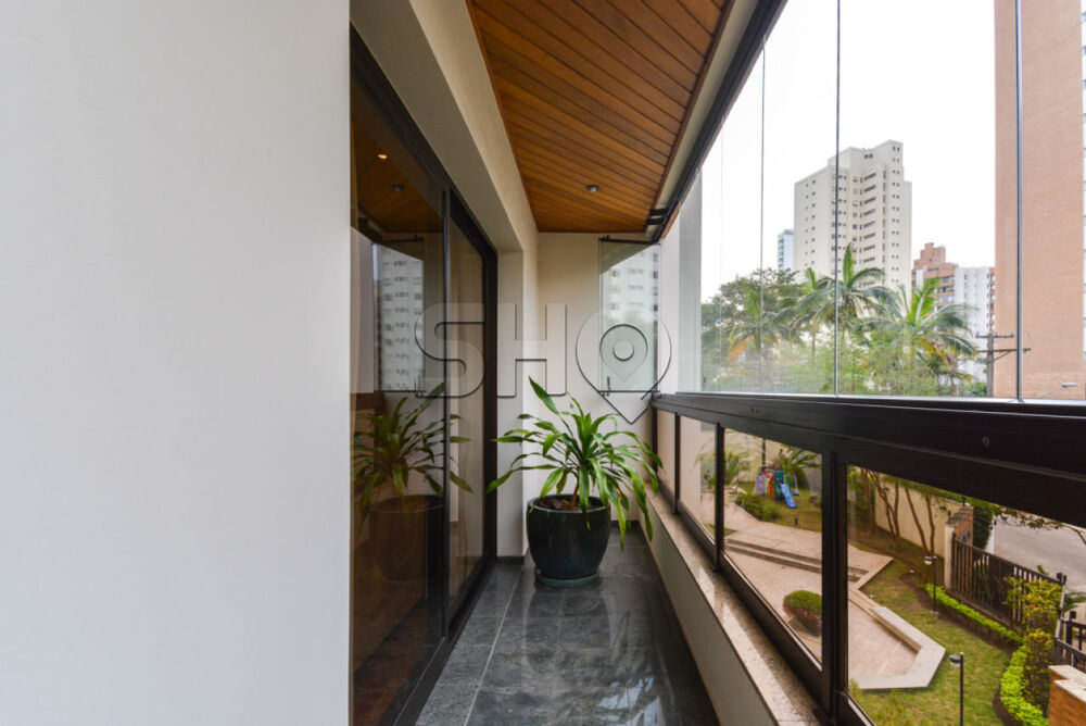 Apartamento, 3 quartos, 208 m² - Foto 1