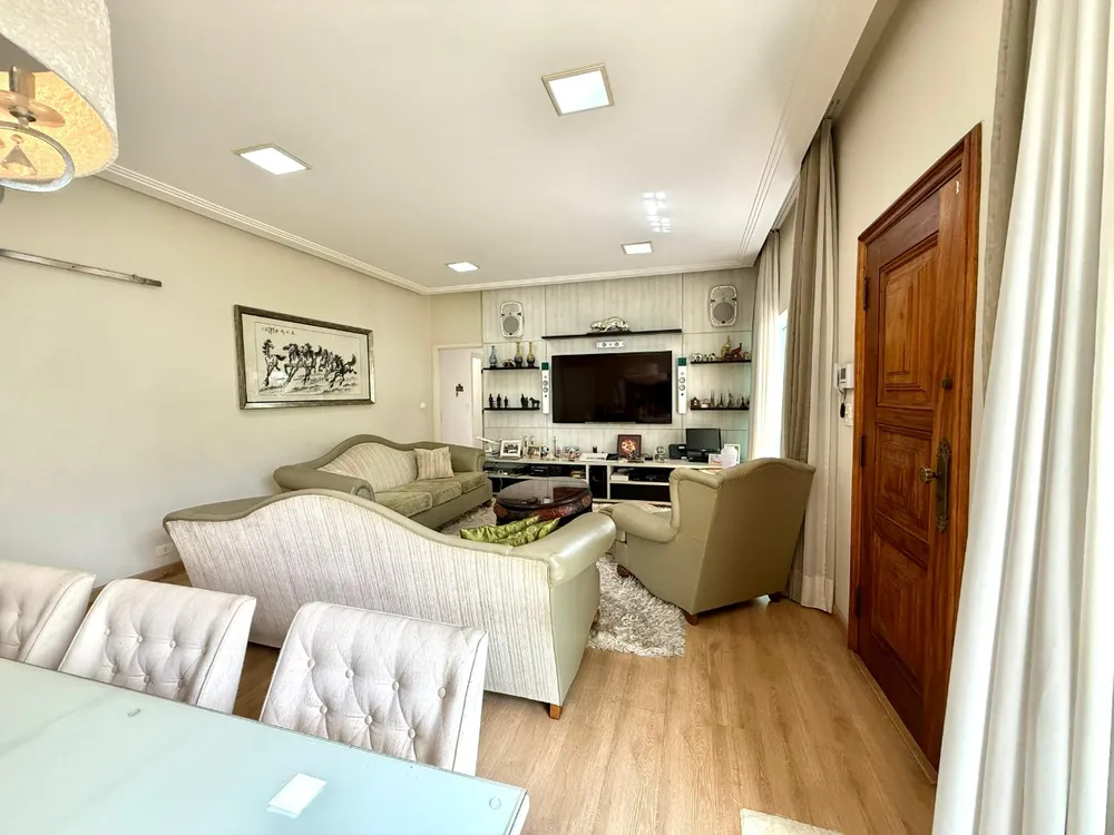 Casa, 3 quartos, 285 m² - Foto 4