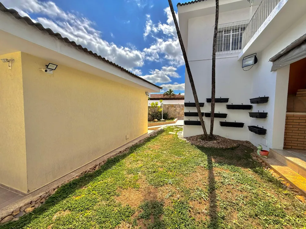 Casa, 3 quartos, 285 m² - Foto 2