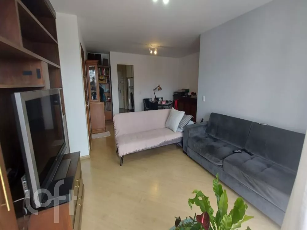 Apartamento à venda com 3 quartos, 140m² - Foto 2