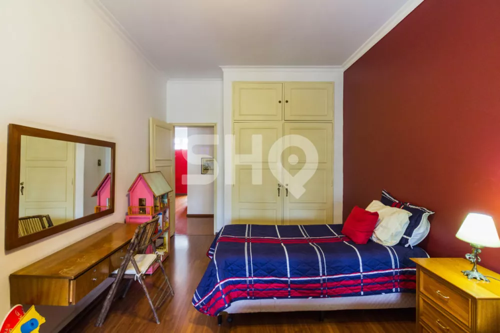 Apartamento à venda com 3 quartos, 167m² - Foto 11