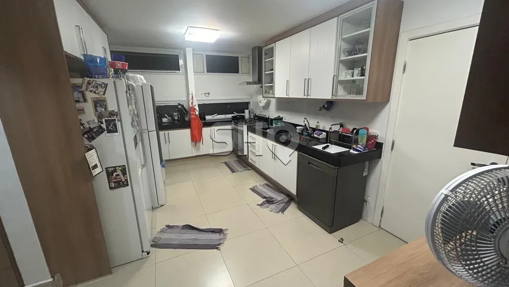 Apartamento, 3 quartos, 236 m² - Foto 6
