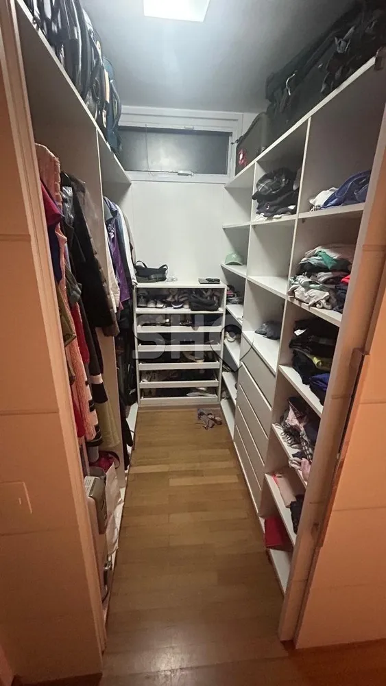 Apartamento, 3 quartos, 236 m² - Foto 2