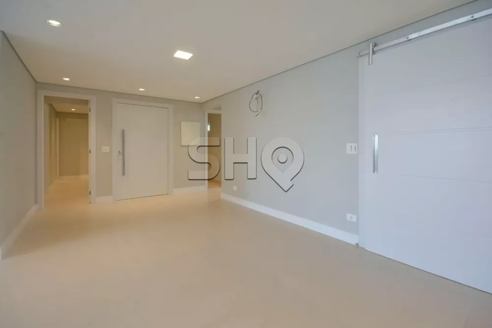 Apartamento, 3 quartos, 160 m² - Foto 2