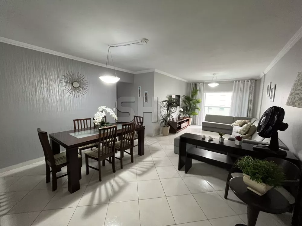 Apartamento, 3 quartos, 145 m² - Foto 1