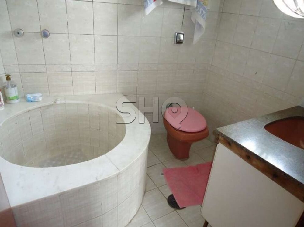 Sobrado, 3 quartos, 303 m² - Foto 4