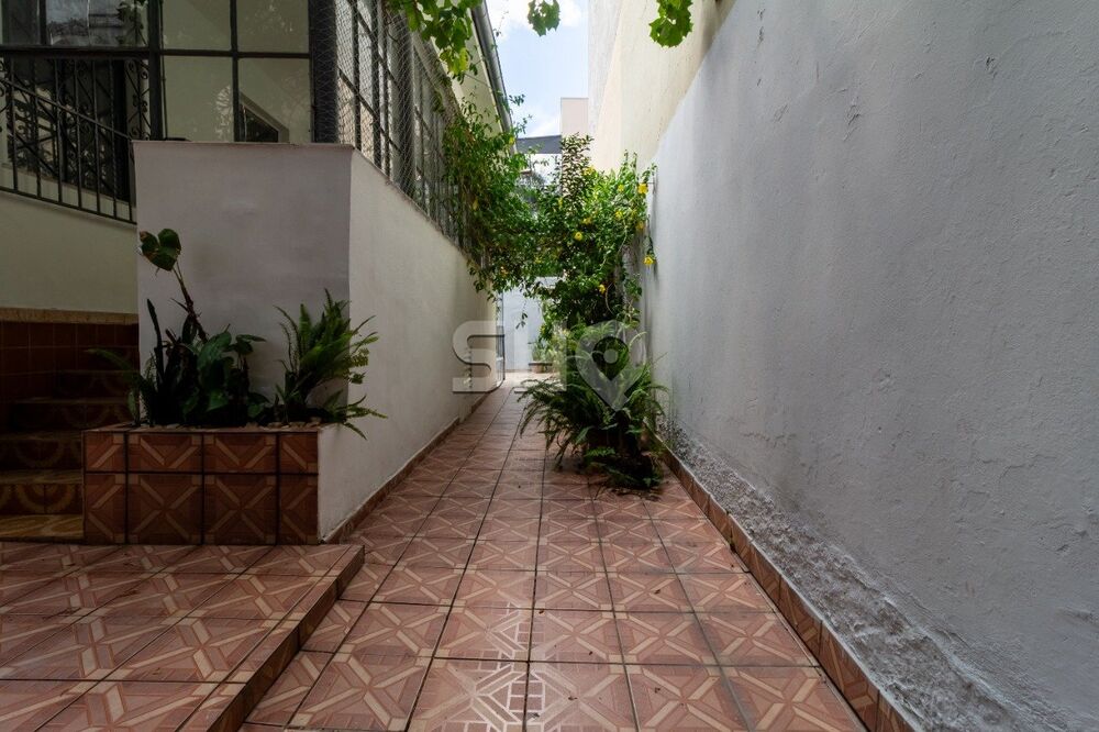 Casa à venda com 3 quartos, 180m² - Foto 15