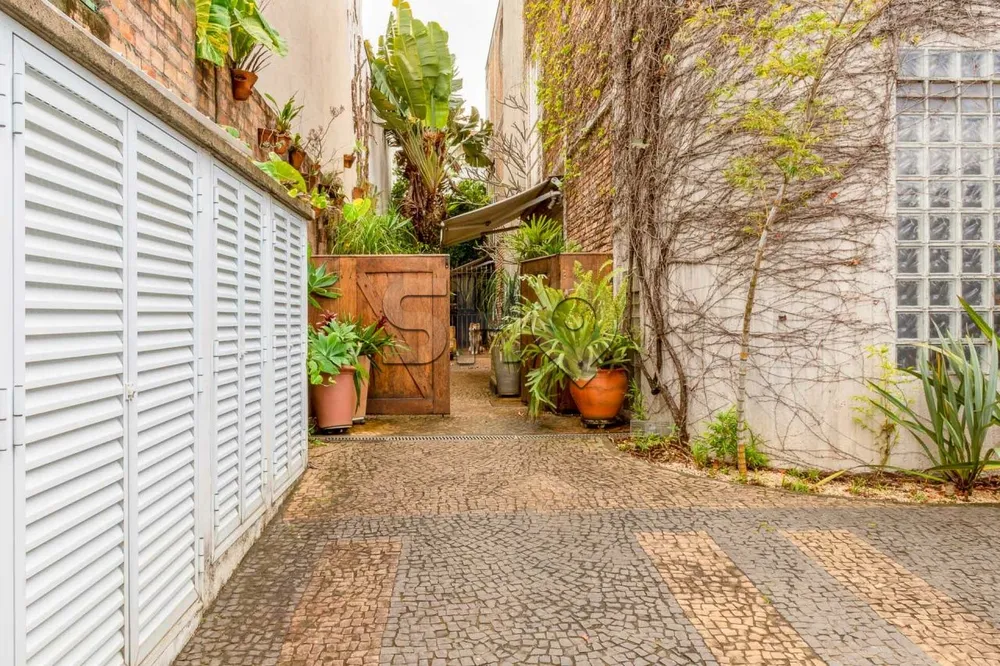 Casa, 4 quartos, 290 m² - Foto 2