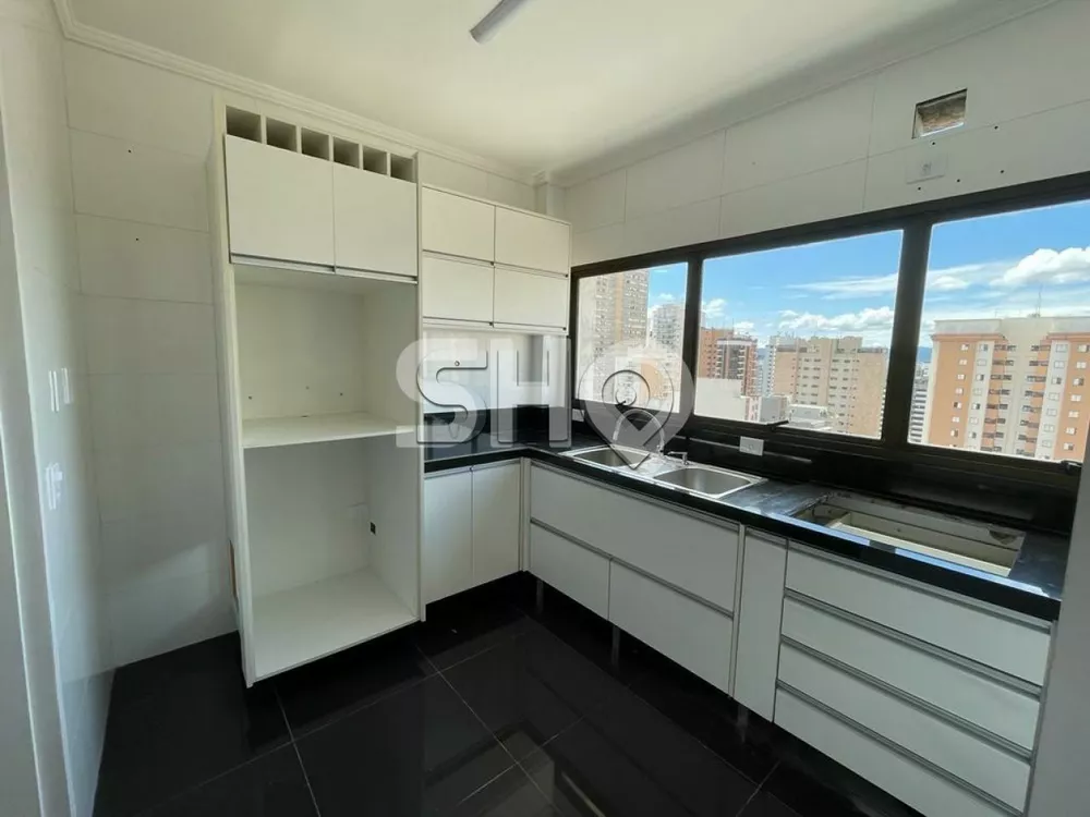 Apartamento para alugar com 4 quartos, 177m² - Foto 6